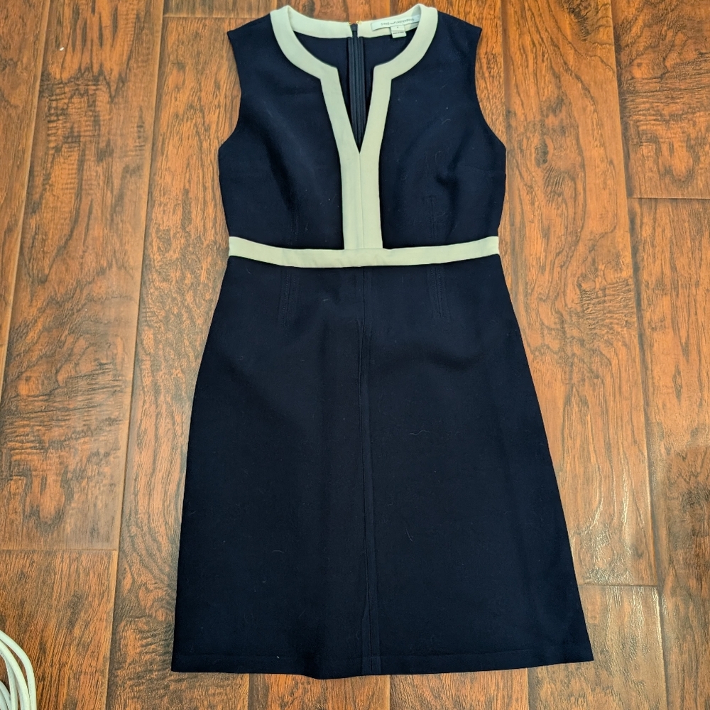 Diane Von Furstenberg Blue and White  Sheath Mini Dress